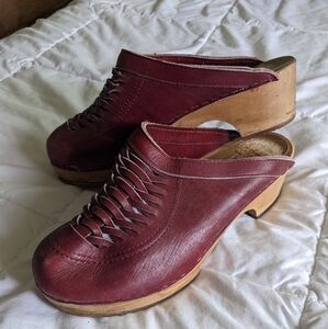 Women's Red Leather Clogs
